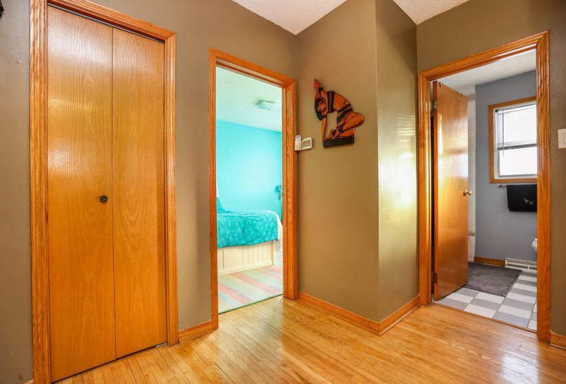 61 Conifer, 3 Bedrooms Bedrooms, 10 Rooms Rooms,2 BathroomsBathrooms,Residential,For Sale,Conifer