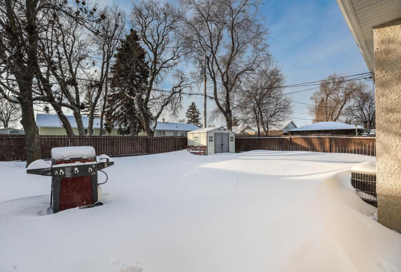 61 Conifer, 3 Bedrooms Bedrooms, 10 Rooms Rooms,2 BathroomsBathrooms,Residential,For Sale,Conifer