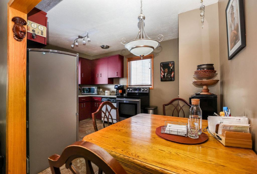 61 Conifer, 3 Bedrooms Bedrooms, 10 Rooms Rooms,2 BathroomsBathrooms,Residential,For Sale,Conifer