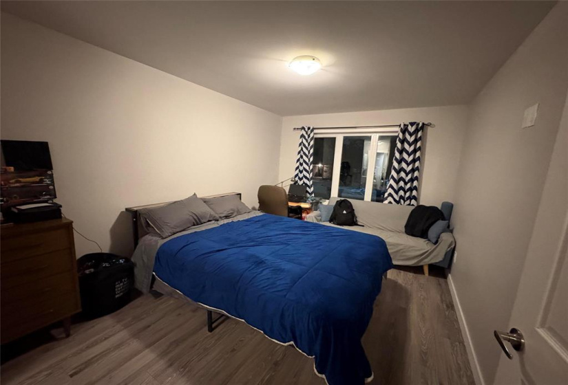 32 Vivian, 5 Bedrooms Bedrooms, 14 Rooms Rooms,3 BathroomsBathrooms,Residential,For Sale,Vivian