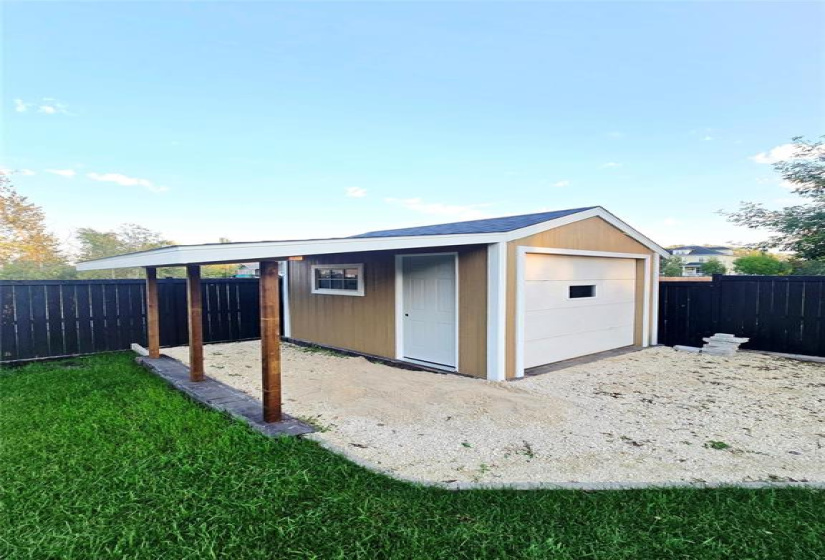 142 Fourth, 4 Bedrooms Bedrooms, 10 Rooms Rooms,2 BathroomsBathrooms,Residential,For Sale,Fourth