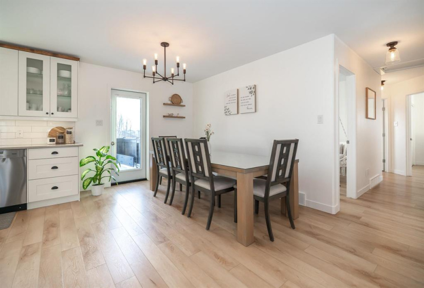 142 Fourth, 4 Bedrooms Bedrooms, 10 Rooms Rooms,2 BathroomsBathrooms,Residential,For Sale,Fourth