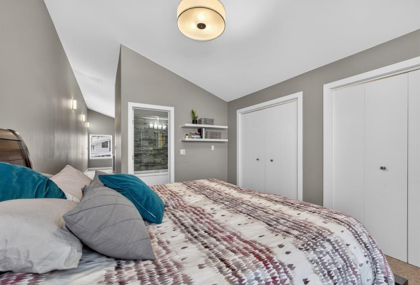 902 Dorchester, 2 Bedrooms Bedrooms, 8 Rooms Rooms,2 BathroomsBathrooms,Condominium,For Sale,Dorchester