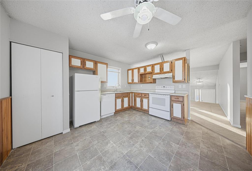 7 Findlay, 3 Bedrooms Bedrooms, 8 Rooms Rooms,2 BathroomsBathrooms,Residential,For Sale,Findlay