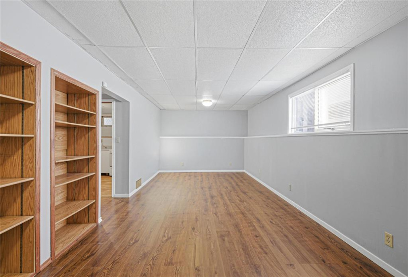 7 Findlay, 3 Bedrooms Bedrooms, 8 Rooms Rooms,2 BathroomsBathrooms,Residential,For Sale,Findlay