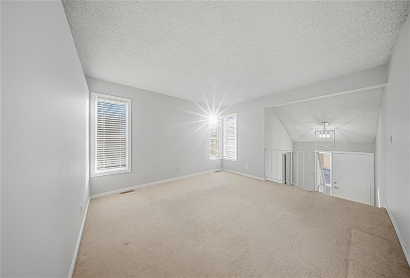 7 Findlay, 3 Bedrooms Bedrooms, 8 Rooms Rooms,2 BathroomsBathrooms,Residential,For Sale,Findlay