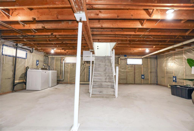 584 Guilbault, 2 Bedrooms Bedrooms, 5 Rooms Rooms,1 BathroomBathrooms,Residential,For Sale,Guilbault