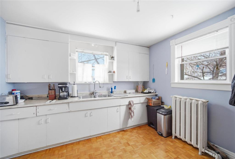 Main Flr Suite - KIT