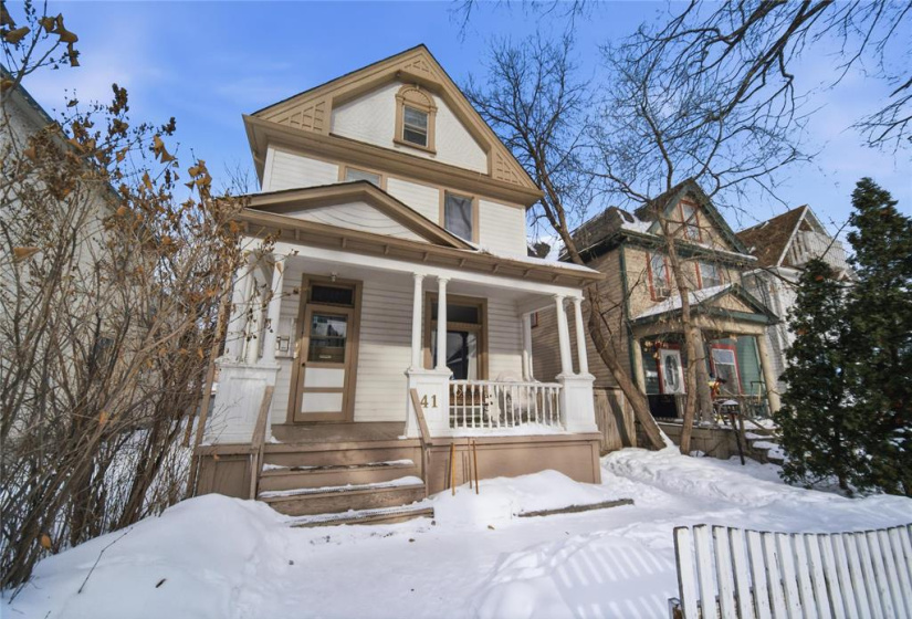 41 Fawcett, 3 Bedrooms Bedrooms, 15 Rooms Rooms,4 BathroomsBathrooms,Residential,For Sale,Fawcett