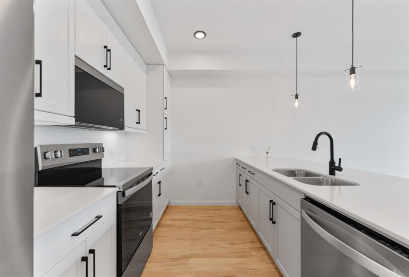 120 Sage Creek, 2 Bedrooms Bedrooms, 7 Rooms Rooms,2 BathroomsBathrooms,Condominium,For Sale,Sage Creek