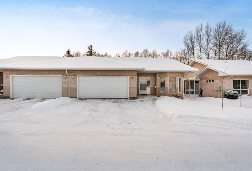 4025 Roblin, 3 Bedrooms Bedrooms, 13 Rooms Rooms,3 BathroomsBathrooms,Condominium,For Sale,Roblin