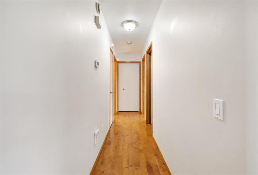 4025 Roblin, 3 Bedrooms Bedrooms, 13 Rooms Rooms,3 BathroomsBathrooms,Condominium,For Sale,Roblin