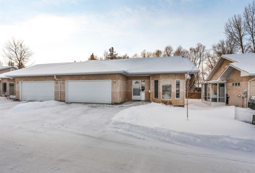 4025 Roblin, 3 Bedrooms Bedrooms, 13 Rooms Rooms,3 BathroomsBathrooms,Condominium,For Sale,Roblin