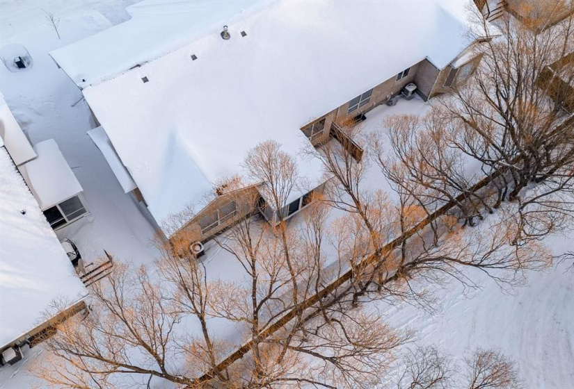 4025 Roblin, 3 Bedrooms Bedrooms, 13 Rooms Rooms,3 BathroomsBathrooms,Condominium,For Sale,Roblin