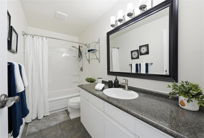 83 Apple, 3 Bedrooms Bedrooms, 8 Rooms Rooms,2 BathroomsBathrooms,Condominium,For Sale,Apple