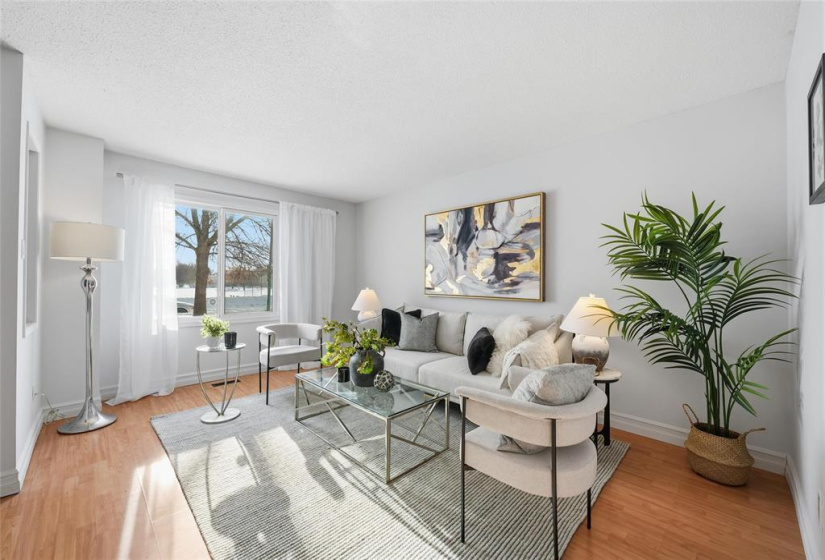 83 Apple, 3 Bedrooms Bedrooms, 8 Rooms Rooms,2 BathroomsBathrooms,Condominium,For Sale,Apple