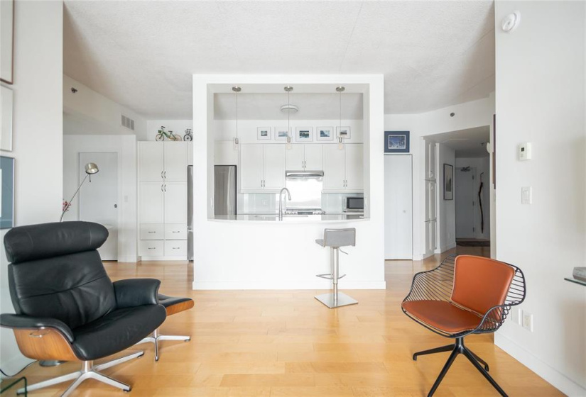 110 Creek Bend, 2 Bedrooms Bedrooms, 7 Rooms Rooms,1 BathroomBathrooms,Condominium,For Sale,Creek Bend