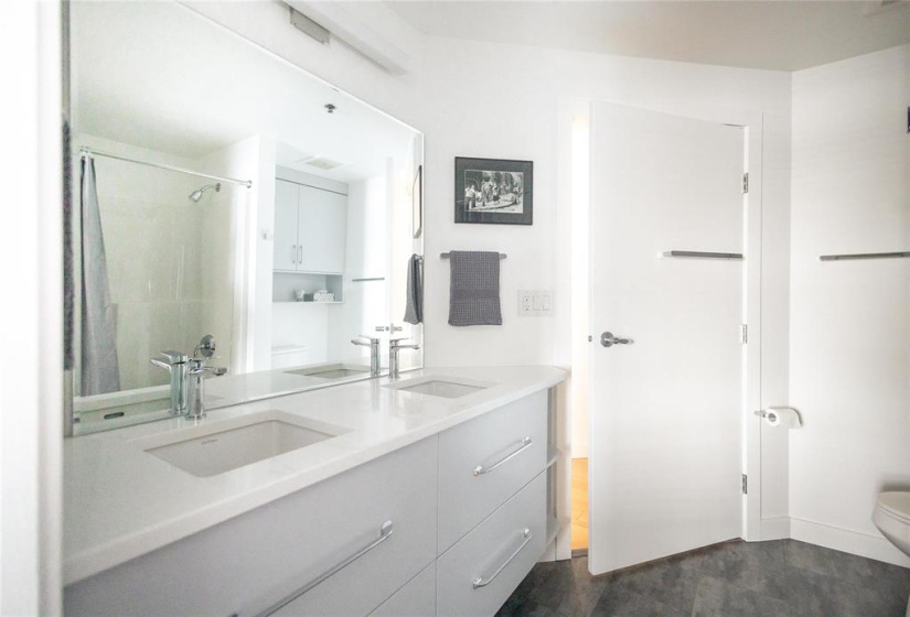 completely renovated bath 2024