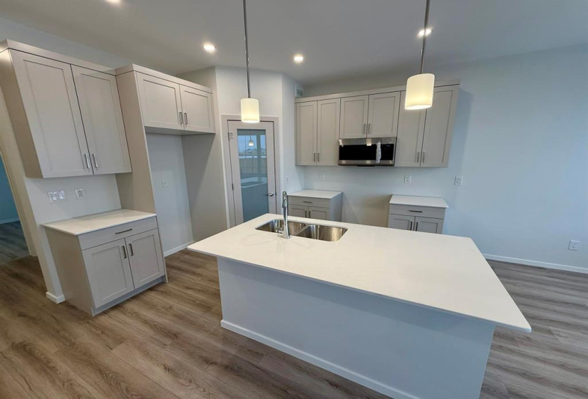 155 YALETON, 4 Bedrooms Bedrooms, 12 Rooms Rooms,3 BathroomsBathrooms,Residential,For Sale,YALETON