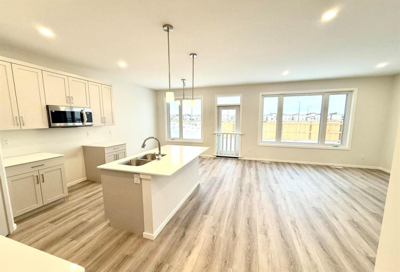 155 YALETON, 4 Bedrooms Bedrooms, 12 Rooms Rooms,3 BathroomsBathrooms,Residential,For Sale,YALETON