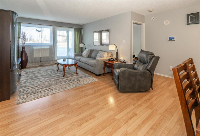 201 Victor Lewis, 2 Bedrooms Bedrooms, 7 Rooms Rooms,2 BathroomsBathrooms,Condominium,For Sale,Victor Lewis