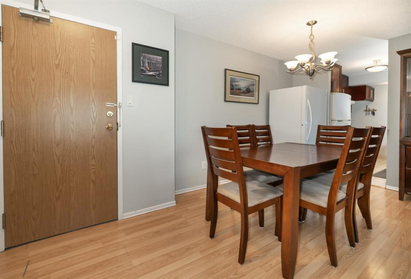 201 Victor Lewis, 2 Bedrooms Bedrooms, 7 Rooms Rooms,2 BathroomsBathrooms,Condominium,For Sale,Victor Lewis