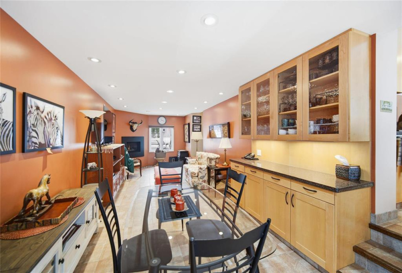 446 Kingston, 4 Bedrooms Bedrooms, 16 Rooms Rooms,2 BathroomsBathrooms,Residential,For Sale,Kingston