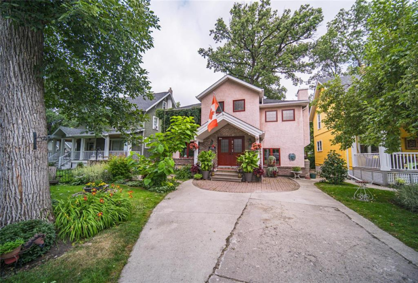 446 Kingston, 4 Bedrooms Bedrooms, 16 Rooms Rooms,2 BathroomsBathrooms,Residential,For Sale,Kingston