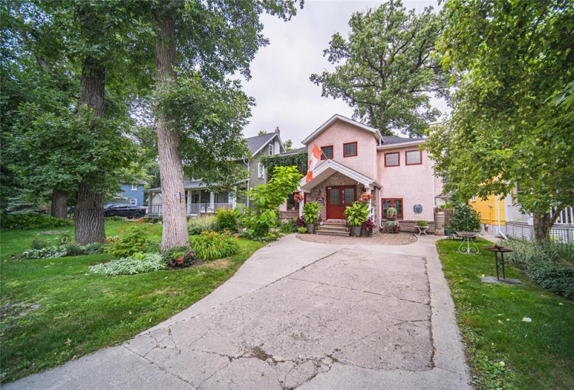 446 Kingston, 4 Bedrooms Bedrooms, 16 Rooms Rooms,2 BathroomsBathrooms,Residential,For Sale,Kingston