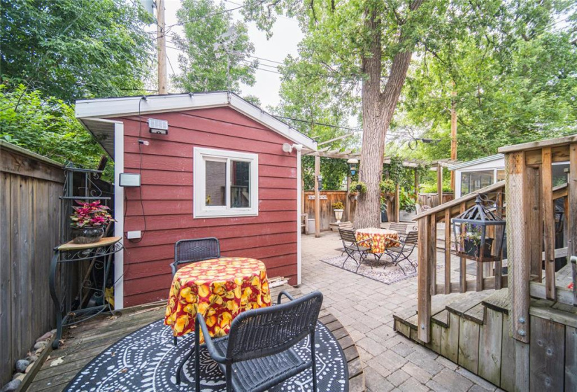 446 Kingston, 4 Bedrooms Bedrooms, 16 Rooms Rooms,2 BathroomsBathrooms,Residential,For Sale,Kingston