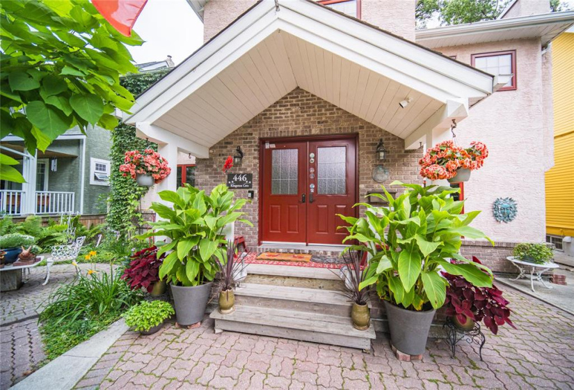 446 Kingston, 4 Bedrooms Bedrooms, 16 Rooms Rooms,2 BathroomsBathrooms,Residential,For Sale,Kingston