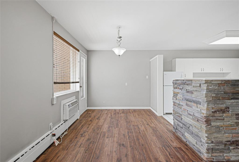 1700 Taylor, 1 Bedroom Bedrooms, 5 Rooms Rooms,1 BathroomBathrooms,Condominium,For Sale,Taylor