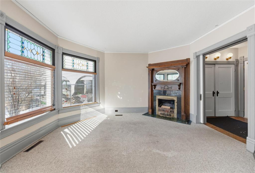 102 Scott, 3 Bedrooms Bedrooms, 12 Rooms Rooms,2 BathroomsBathrooms,Residential,For Sale,Scott