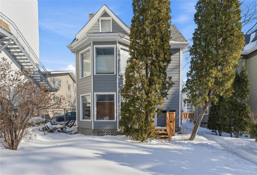 102 Scott, 3 Bedrooms Bedrooms, 12 Rooms Rooms,2 BathroomsBathrooms,Residential,For Sale,Scott