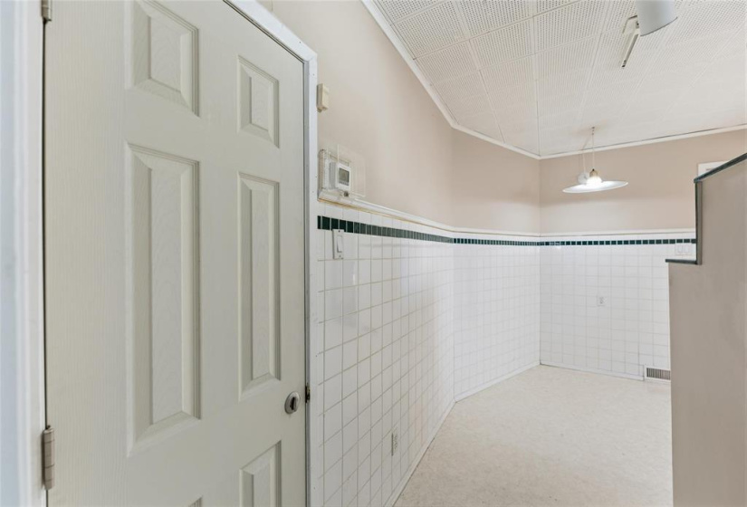 102 Scott, 3 Bedrooms Bedrooms, 12 Rooms Rooms,2 BathroomsBathrooms,Residential,For Sale,Scott