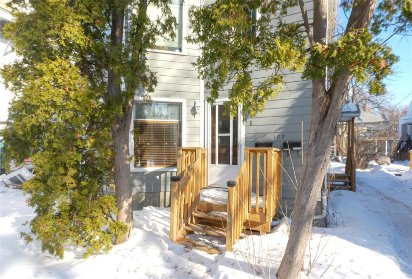 102 Scott, 3 Bedrooms Bedrooms, 12 Rooms Rooms,2 BathroomsBathrooms,Residential,For Sale,Scott