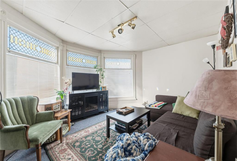 102 Scott, 3 Bedrooms Bedrooms, 12 Rooms Rooms,2 BathroomsBathrooms,Residential,For Sale,Scott