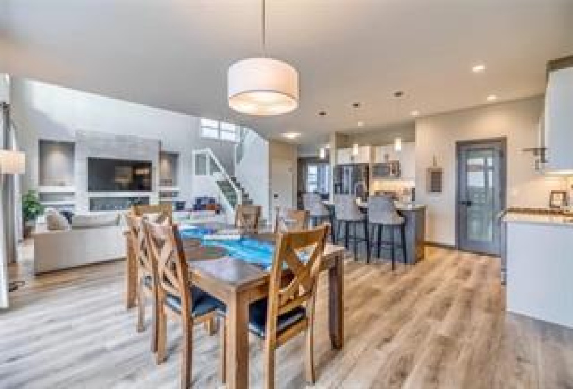 13 NORTHWATER, 4 Bedrooms Bedrooms, 12 Rooms Rooms,2 BathroomsBathrooms,Residential,For Sale,NORTHWATER