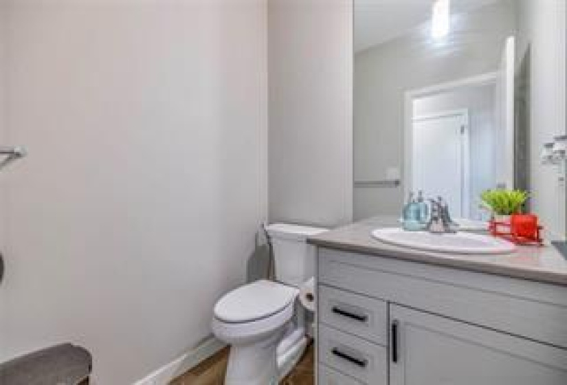 13 NORTHWATER, 4 Bedrooms Bedrooms, 12 Rooms Rooms,2 BathroomsBathrooms,Residential,For Sale,NORTHWATER