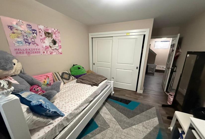 409 Pandora, 3 Bedrooms Bedrooms, 10 Rooms Rooms,2 BathroomsBathrooms,Condominium,For Sale,Pandora