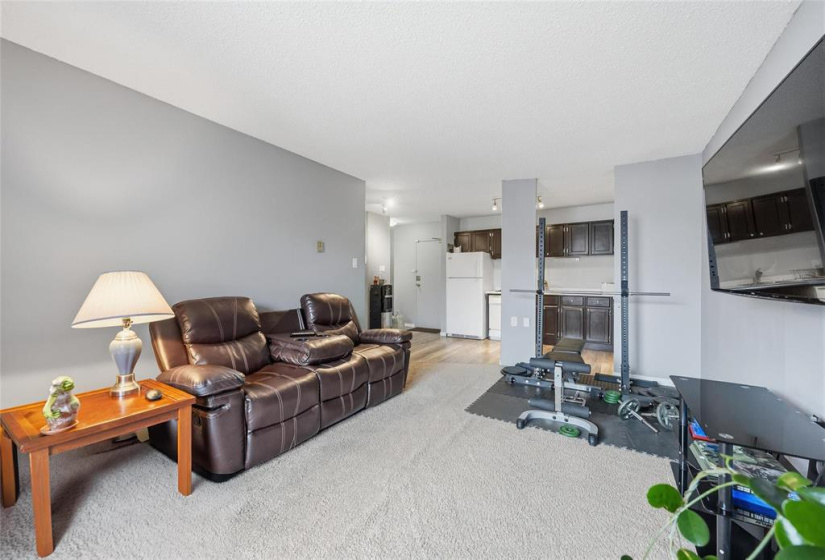 225 Princeton, 1 Bedroom Bedrooms, 5 Rooms Rooms,1 BathroomBathrooms,Condominium,For Sale,Princeton