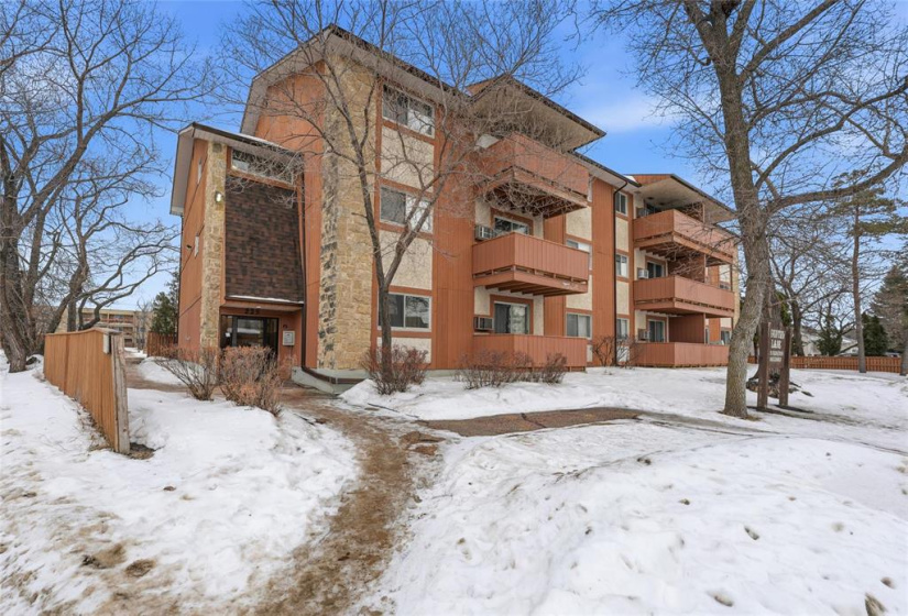 225 Princeton, 1 Bedroom Bedrooms, 5 Rooms Rooms,1 BathroomBathrooms,Condominium,For Sale,Princeton