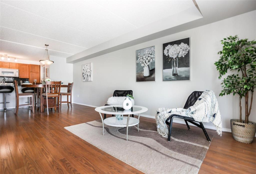 500 Tache, 2 Bedrooms Bedrooms, 6 Rooms Rooms,1 BathroomBathrooms,Condominium,For Sale,Tache