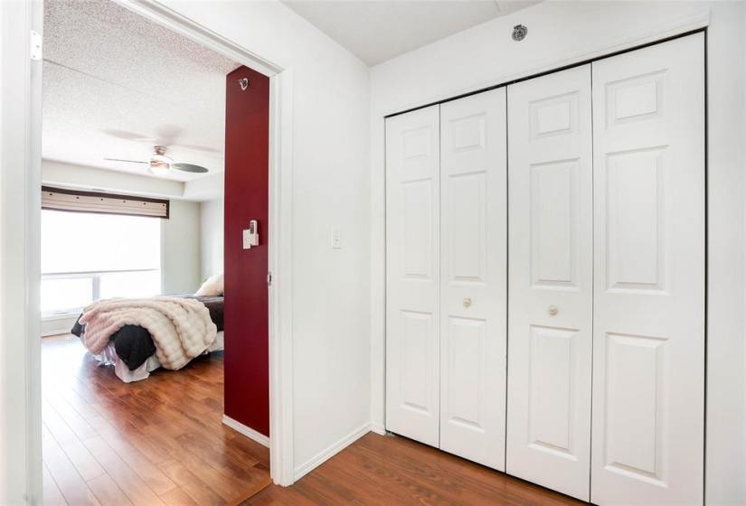 500 Tache, 2 Bedrooms Bedrooms, 6 Rooms Rooms,1 BathroomBathrooms,Condominium,For Sale,Tache