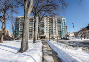 500 Tache, 2 Bedrooms Bedrooms, 6 Rooms Rooms,1 BathroomBathrooms,Condominium,For Sale,Tache 500 Tache, 2 Bedrooms Bedrooms, 6 Rooms Rooms,1 BathroomBathrooms,Condominium,For Sale,Tache