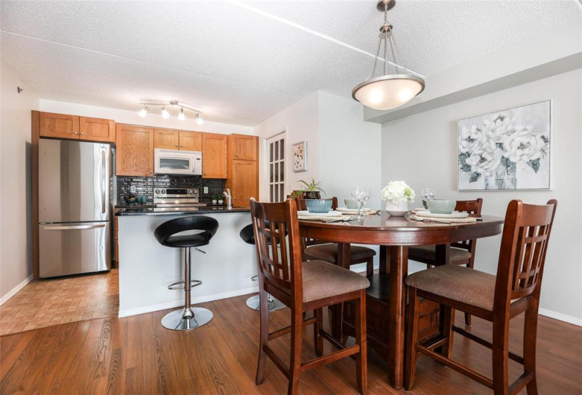 500 Tache, 2 Bedrooms Bedrooms, 6 Rooms Rooms,1 BathroomBathrooms,Condominium,For Sale,Tache