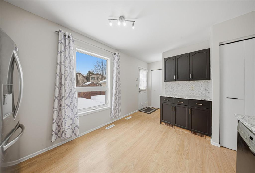 627 Novavista, 3 Bedrooms Bedrooms, 10 Rooms Rooms,1 BathroomBathrooms,Residential,For Sale,Novavista