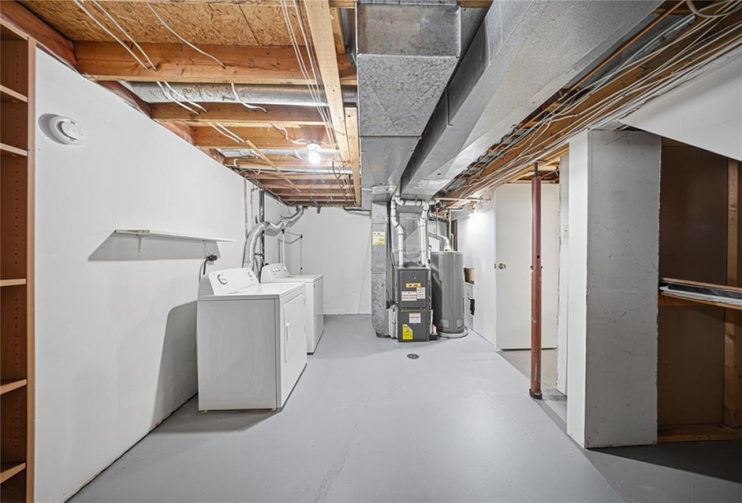 627 Novavista, 3 Bedrooms Bedrooms, 10 Rooms Rooms,1 BathroomBathrooms,Residential,For Sale,Novavista