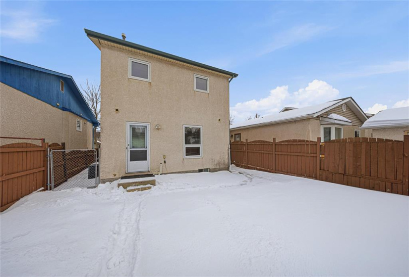 627 Novavista, 3 Bedrooms Bedrooms, 10 Rooms Rooms,1 BathroomBathrooms,Residential,For Sale,Novavista