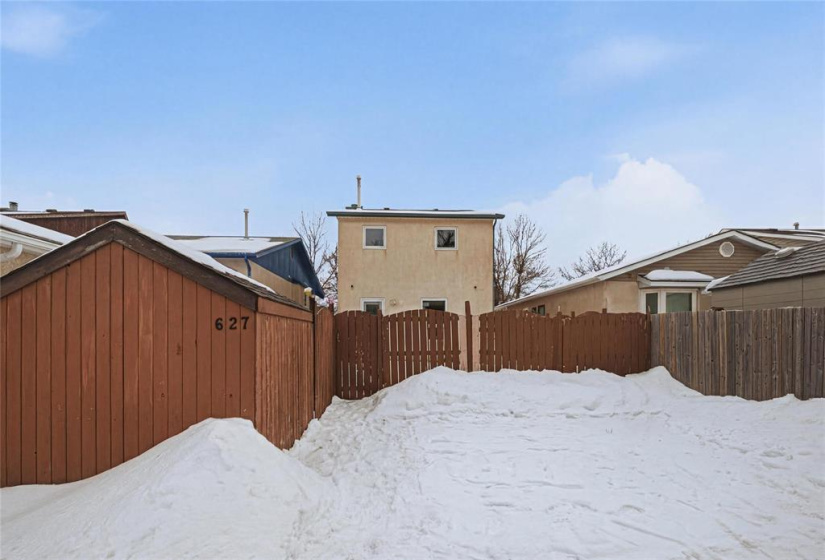 627 Novavista, 3 Bedrooms Bedrooms, 10 Rooms Rooms,1 BathroomBathrooms,Residential,For Sale,Novavista